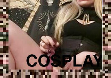 Spooky Bitch In Resident Evil Cosplay Cums