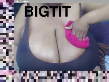 Fat tits cam