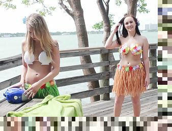 teens with natural tits get wild in outdoor group sex cumshot