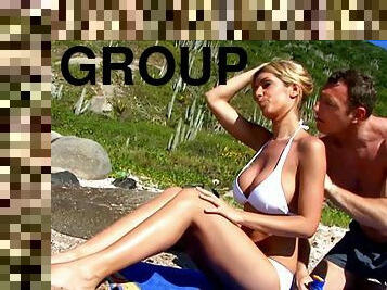 gros-nichons, en-plein-air, babes, sexe-de-groupe, plage, quatuor, gros-seins, bikini