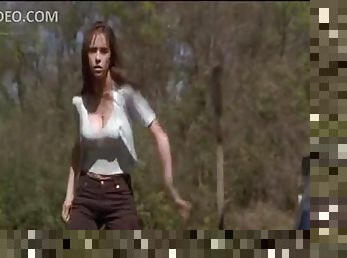 Sexy Babe Jennifer Love Hewitt Almost Shits Her Pants