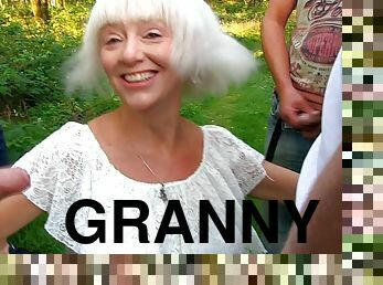 Granny Whore Insane Blowbang Porn Video