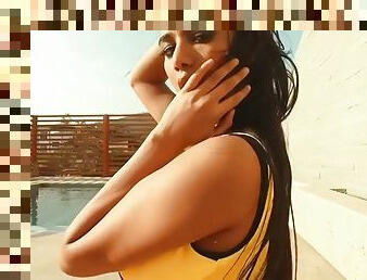 Hot Poonam Pandey