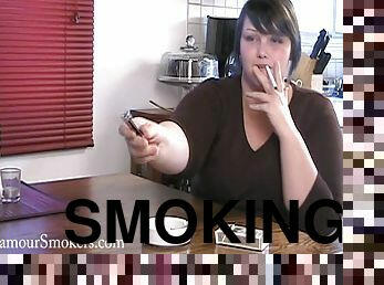 Chubby smoker hot babe looks for fun