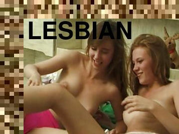 lesbian-lesbian, remaja, pasangan, normal
