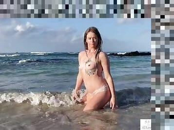 Hot Amateur Wife Roaming Naked and Sex on Beach