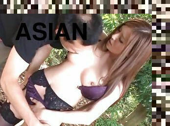 Yuna Shiina gives a titjob and a handjob in a forest