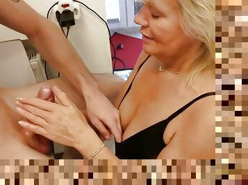 German ugly old mature housewife meets young boy for amateur porn