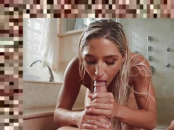 Abella Danger let Jay Romero fucked her in the bathroom