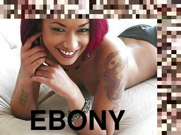 Juicy Skin Diamond Gets A Facial Cumshot In A POV Video