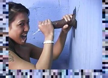 Cute Leila Lei Gets A Cumshot Into Her Mouth From A Gloryhole