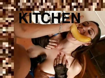 Banana and a huge cock for a sexy brunette Rucca page