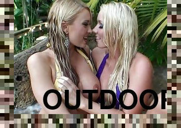 Summer Brielle Taylor and her GF lick each other's vags in a pool