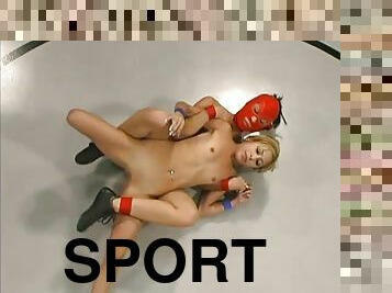 Incredible Crimson Ninja is fighting a sexy blond Kat