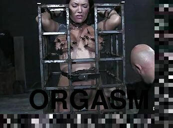 Claire Dames gets her cunt fingered to orgasm in BDSM scene