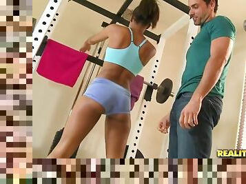 sport, ébène, interracial, hardcore, couple, culotte, salle-de-gym, réalité