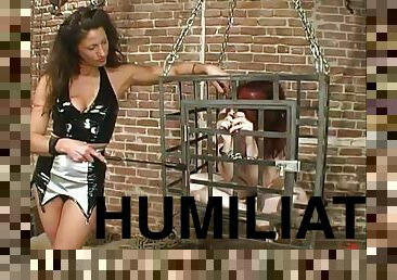 bdsm, esclave, humiliation, enchaînées