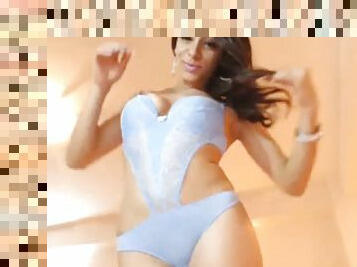 Amazing latina got gorgeous ass 1