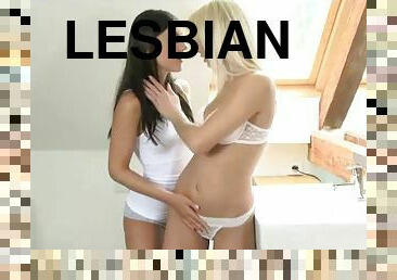 Teen best friends make love in bathroom and love it