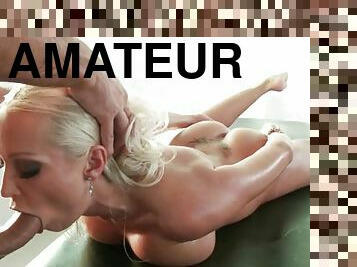 Blonde slut sucking masseurs jizz loaded pecker