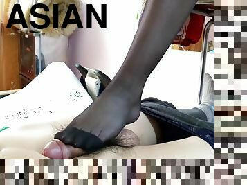 Asian footjob uncensored