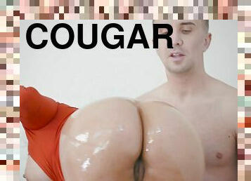 Oiled nice ass cougar screwed hardcore roughly screaming