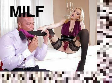 Amber Jayne - Naughty Mom's Shoe Fetish