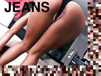 Cameltoe Jeans Perfect Body Latina! Ass, Tits, Pussy! Amazing!