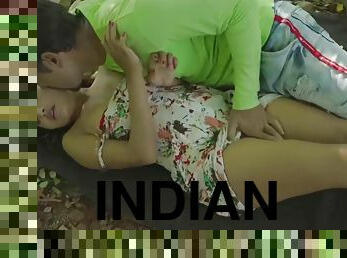 Hot Indian hussy energizing xxx clip