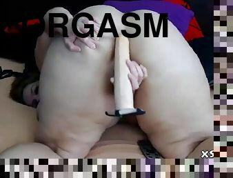 Horny chubby woman orgasming