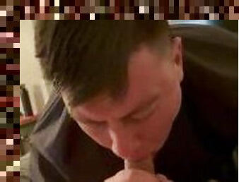 White guy sucking Asian cock ????????