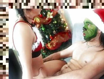 Oh no! The Grinch Convinced me To literally Fuck Christmas!!!