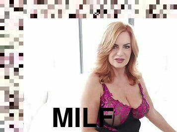 Milf White Redhead Sexy Lingerie Full Pussy Bbc Pov Dgs