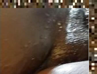 Ebony fucking her pussy until she squirts and cum