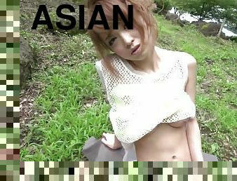 Amazing Asian Mikuru Shiina provides an astounding oral pleasure in the open air!