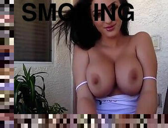Smoking Babe