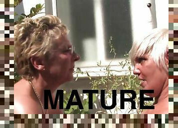 Blonde Lesbos on balkon makes fantasies come true