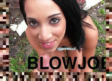 Unbelievable Mia Hurley Serves A Blowjob Inside A Car