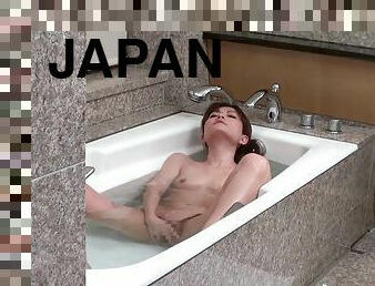 Japanese solo model Rin Ninomiya strips down and takes a bath