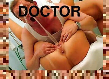 Doctor finds it very hot to treat two hot babes