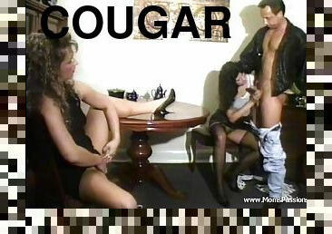 Stunning Cougar Giving Huge Dick Blowjob In A Threesome Sex
