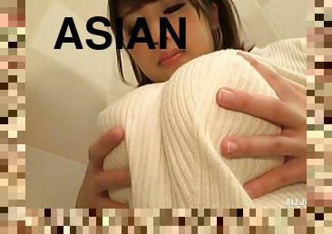 Kirishima Sakura touching her cooch sensually in a bathroom