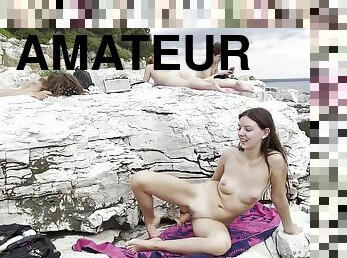 masturbation, en-plein-air, amateur, ados, jouet, plage, européenne, euro, brunette, colocataires