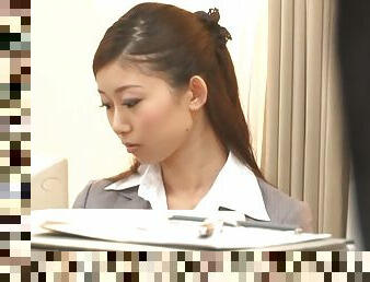 Terrific blowjob scene with helpful Japanese secretary Natsumi Inagaw