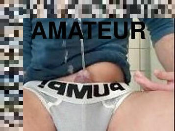 pisser, amateur, gay, point-de-vue, solo, string, sous-vêtements