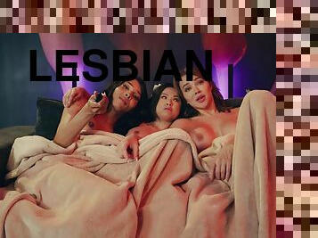 Tranny slut fucks tight lesbians in threesome perversions