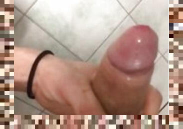 masturbation, public, amateur, ejaculation-sur-le-corps, énorme-bite, branlette, toilette, solo, bite