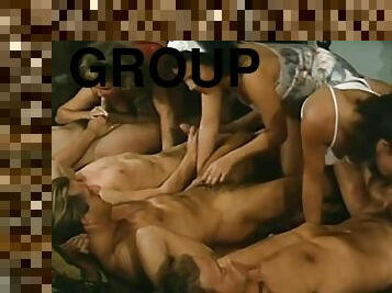 teta-grande, peluda, troca-de-papeís, anal, tiro-ao-alvo, pénis-grande, celebridade, vintage, garganta-funda, sexo-em-grupo