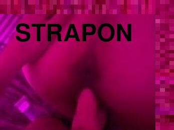 Strapon tryout