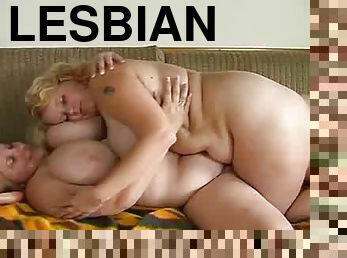 Huge breasts lesbian babes sex